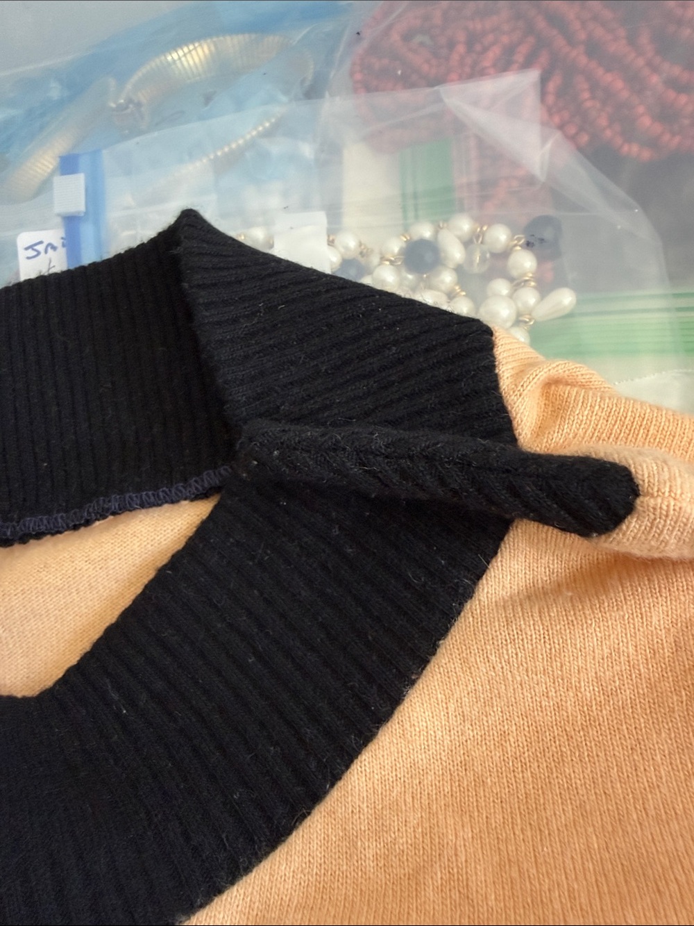 Vintage Lanvin Scottish Cashmere Sweater with Dolman 3/4 Sleeve. Navy/Peach. - Picture 10 of 10